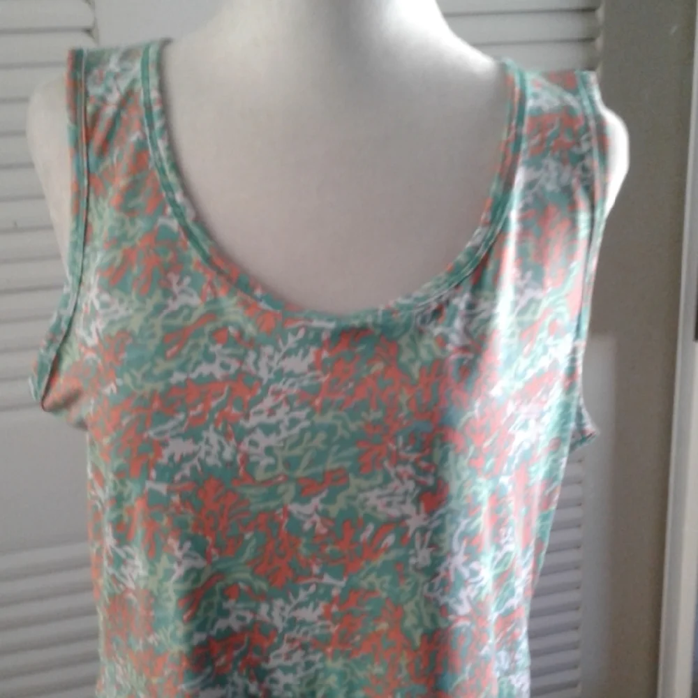 Columbia Teal and Coral Patterned Top - Picture 2 of 8